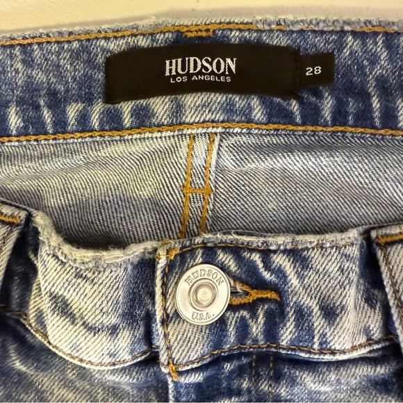Hudson Remi Straight Leg Crop Light Blue Distressed Jeans Size 28 - Picture 4 of 8
